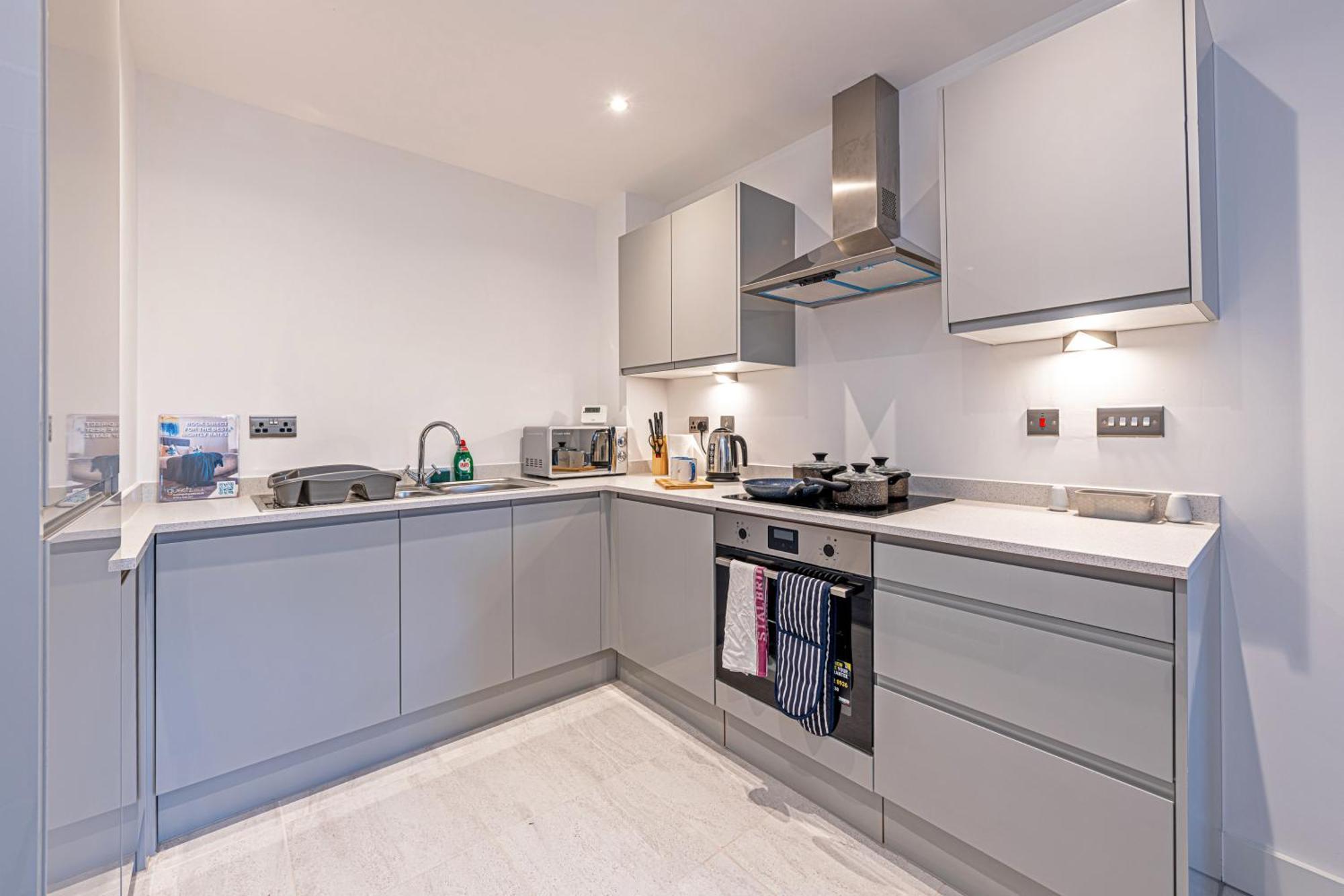 Gospel Heights Luxury Apartments With Parking Heswall Exterior foto